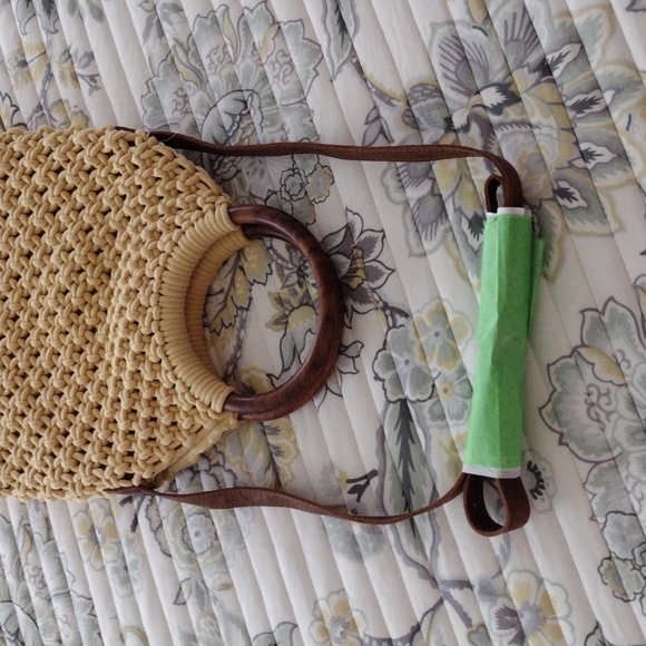 Sigrid Olsen Macrame Embossed Textured Faux Leather Wood Rings Crossbody - Picture 7 of 9